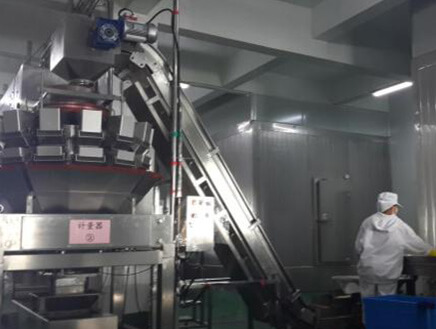 山東（dōng）肉丸包裝生產線客戶現場